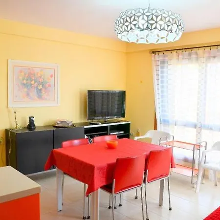 Compostella - 2 Bedroom Apartmán Arona (Tenerife)