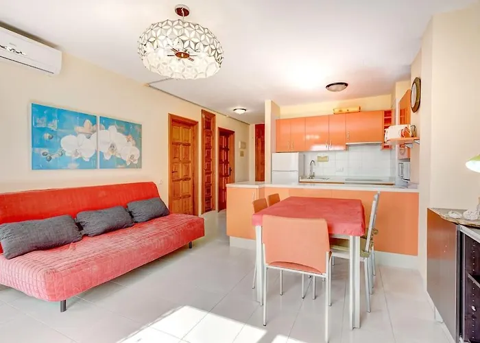 Daire Compostella - 2 Bedroom *