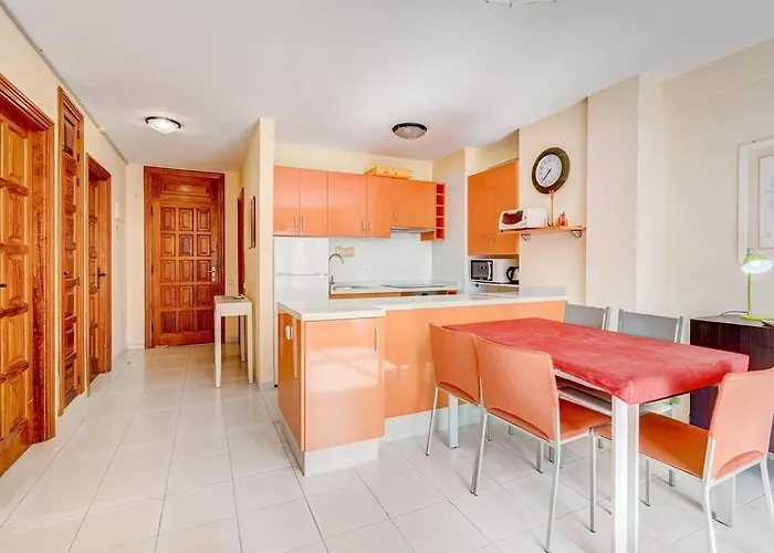 Compostella - 2 Bedroom Апартаменты Арона