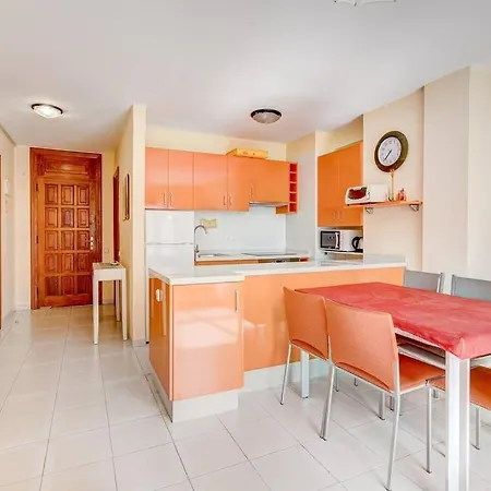 Compostella - 2 Bedroom Apartment Arona (Tenerife)
